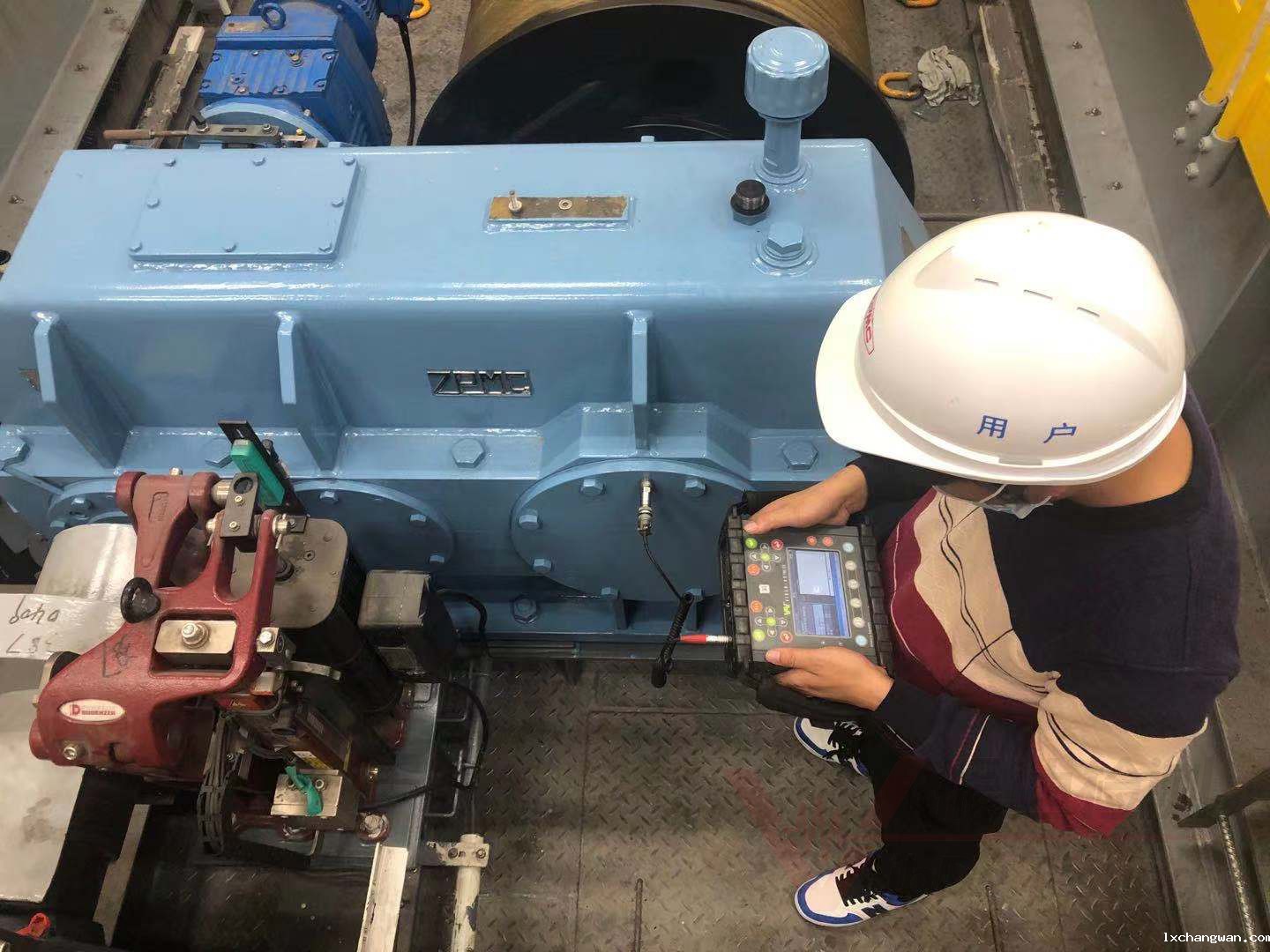 振动频谱分析仪